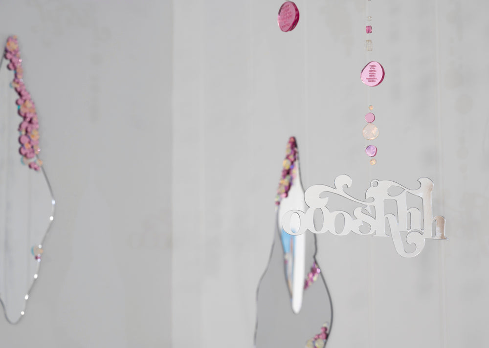 OoOshhh | Holographic Sticker